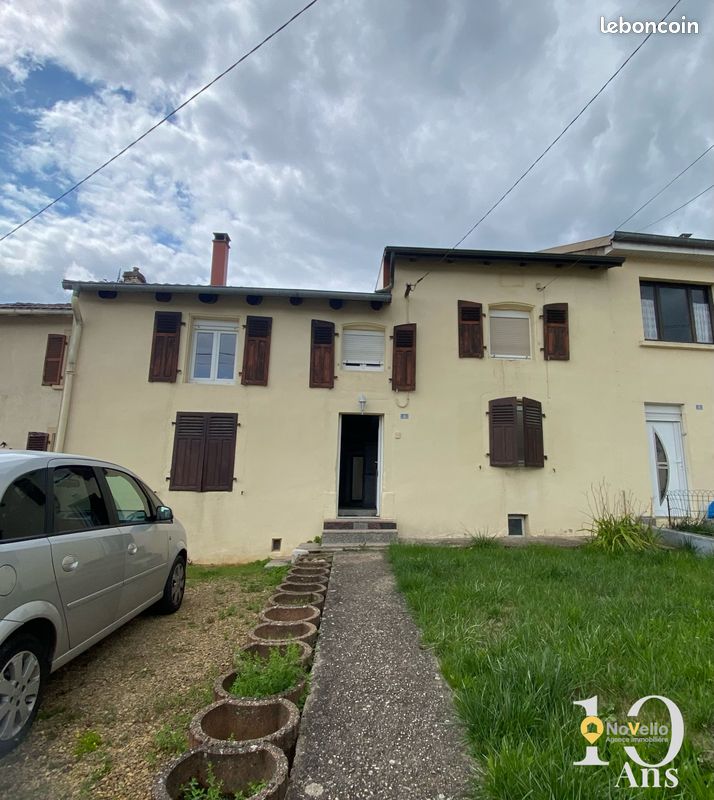 Maison 5 pièces 137 m² · à Frémestroff · 137 m² · 672 €