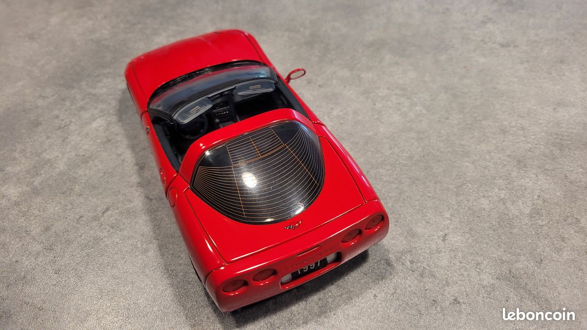 Chevrolet Corvette 1997 Minichamps 1/43, Rouge, Miniature De Collection