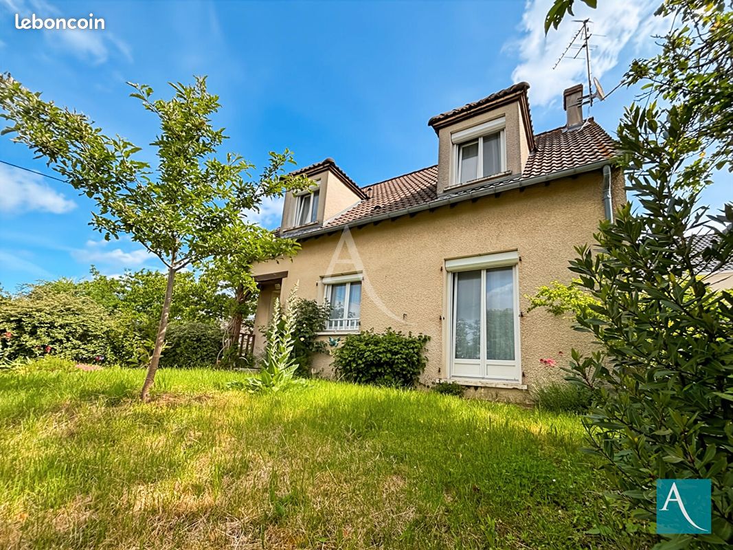 Maison 7 pièces 90 m² · à Breuillet · 90 m² · 289 000 €