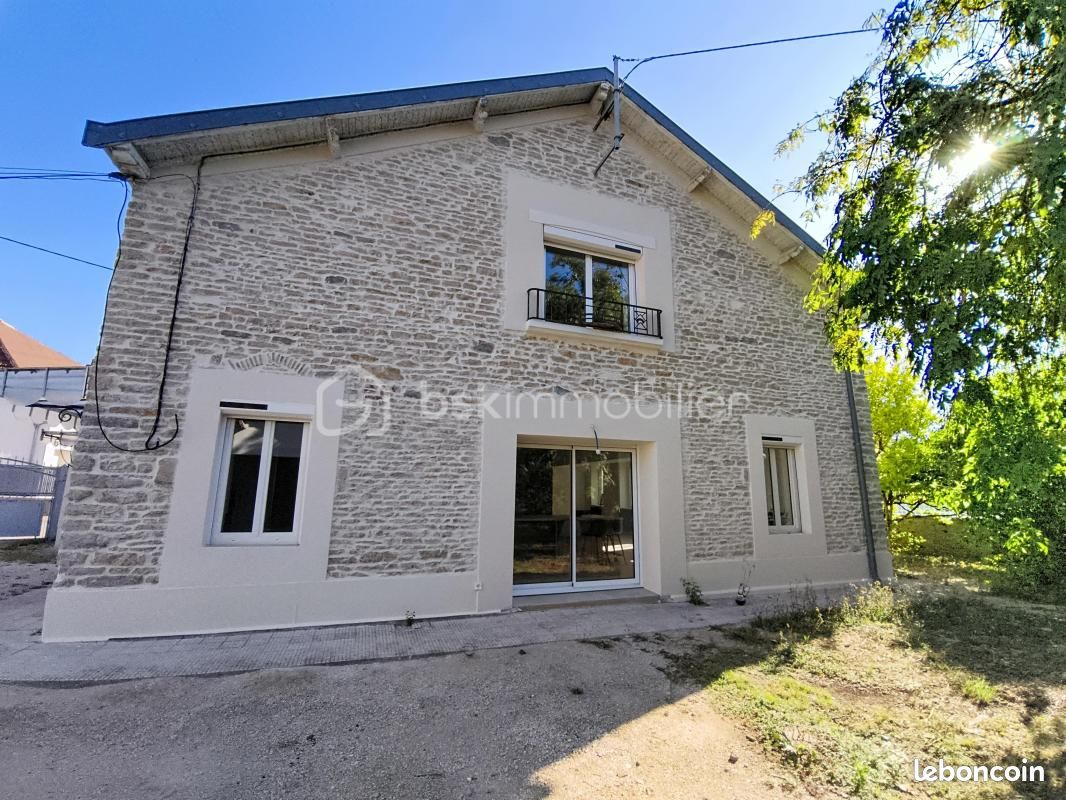 Maison 6 pièces 217 m² · à Aiserey · 217 m² · 452 000 €