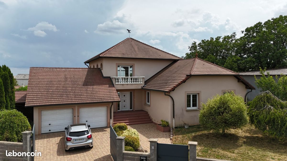 Maison 7 pièces 218 m² · à Audun-le-Roman · 218 m² · 429 000 €