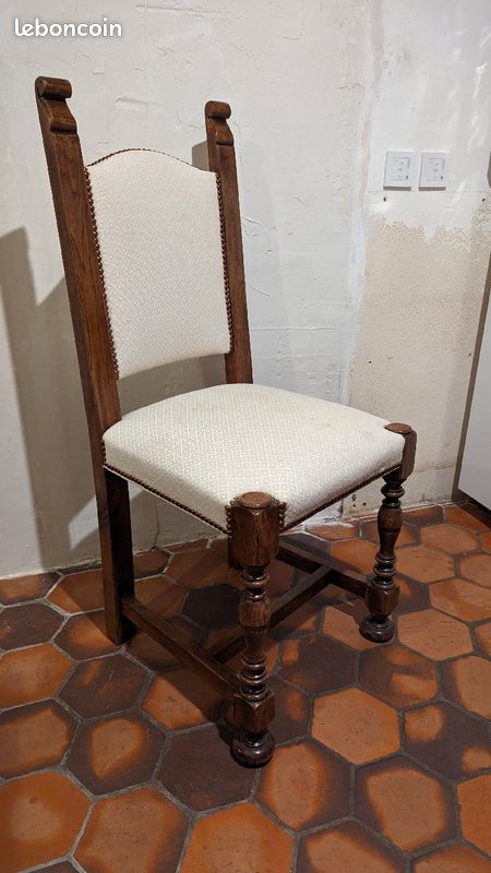 Chaises monastère (image 2)