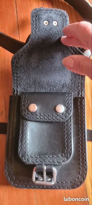 Sacoche avec ceinture (image 2)