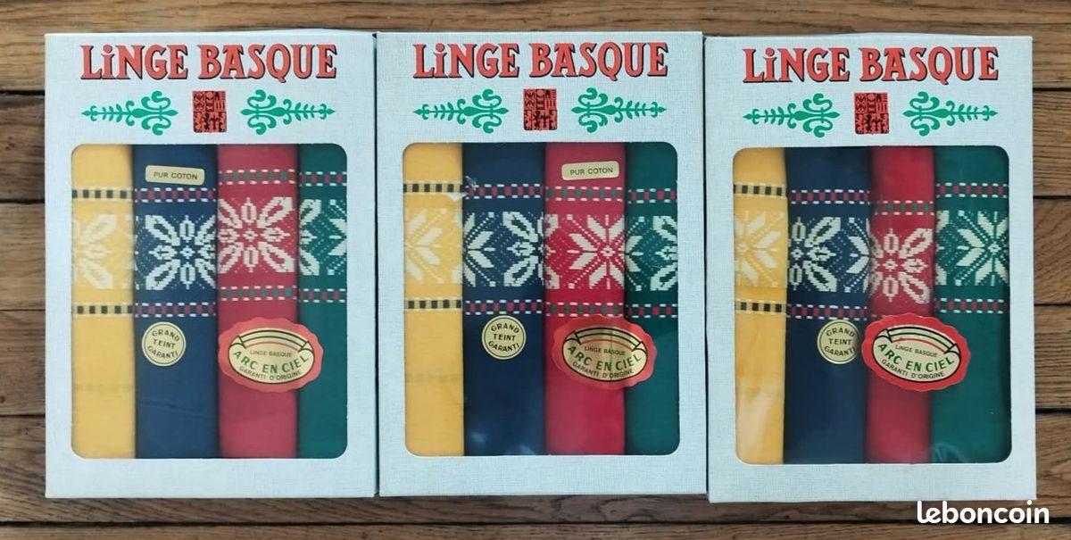 Linge basque : 12 serviettes de table (image 1)