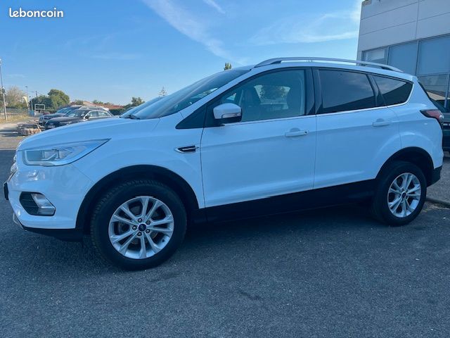Ford kuga1.5 flexifuel 150 ch s/s 4x2 titatium - 08/2019 -avec 142 750 km - camera (image 1)