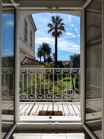 Vallombrosa T2 meublé 25m2 avec balcon et parking dans immeuble bourgeois