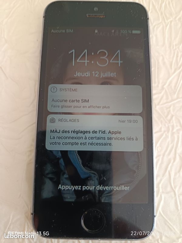 I phone 5 (image 1)