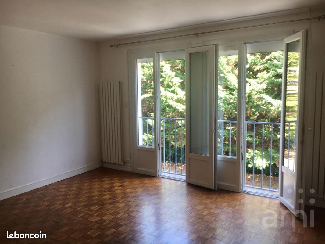 Appartement 2 pièces 54 m² · à Niort · 54 m² · 86 000 €
