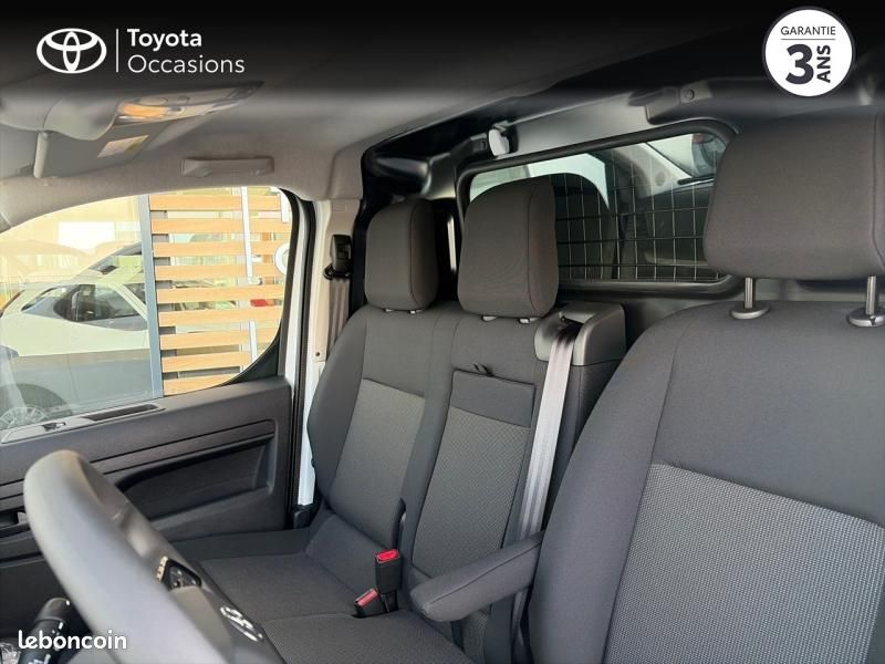 Toyota PROACE Medium 2.2 D-4D 150 Start Pack Confort BVA MY25 (image 12)
