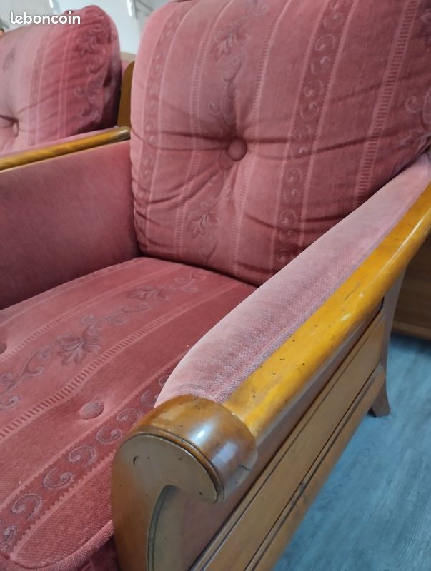 2 fauteuils de marque LELEU (image 1)