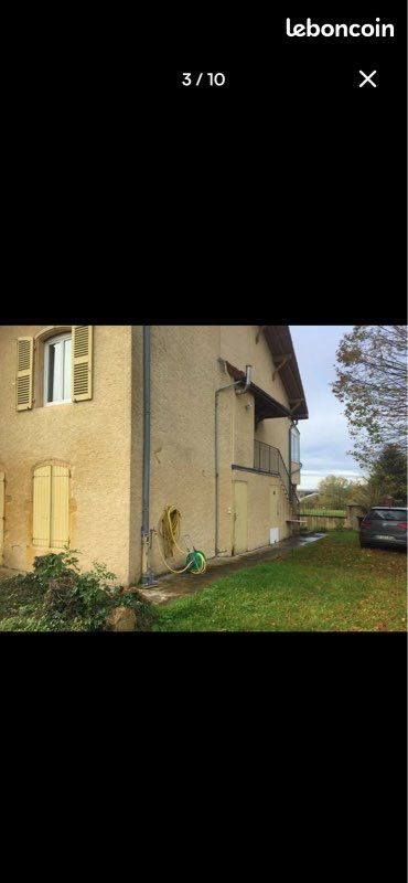 Maison 8 pièces 240 m² · à Pouilly-sous-Charlieu · 240 m² · 299 000 €