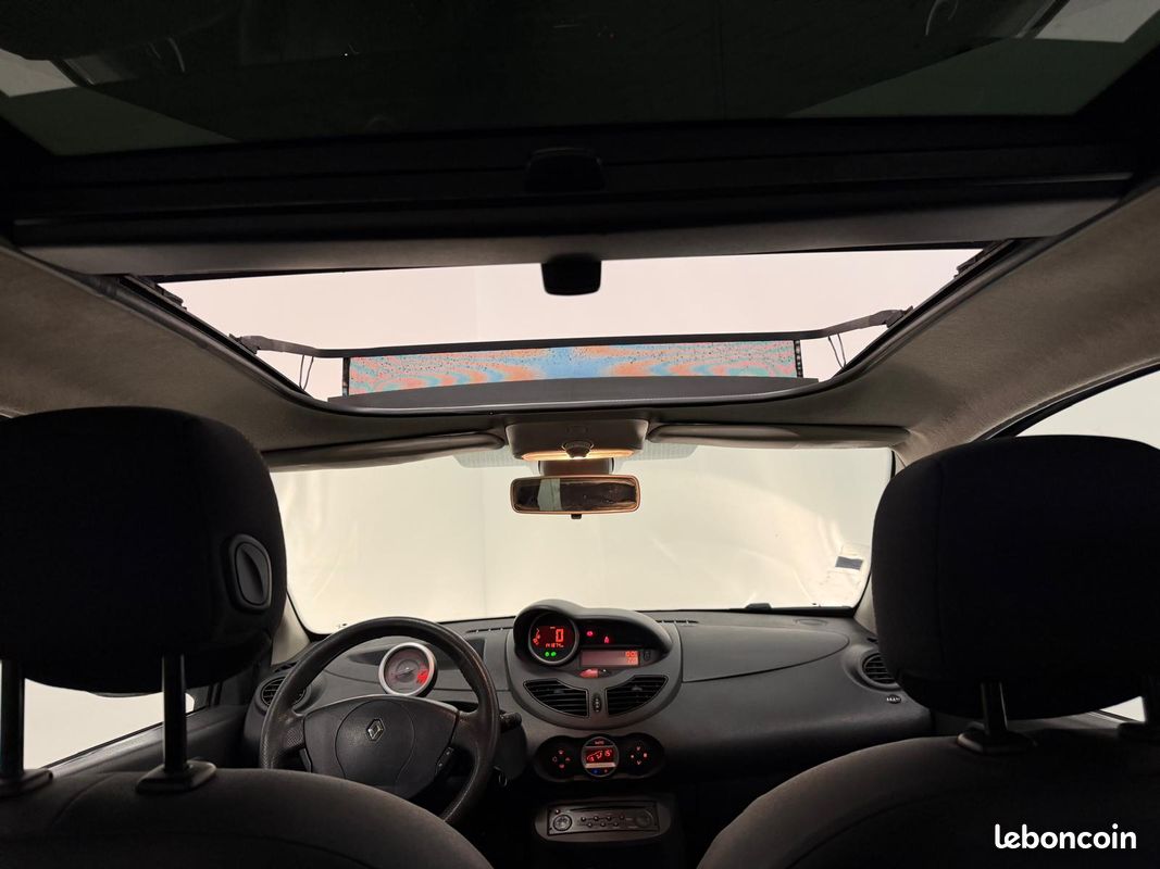 RENAULT Twingo 1.6 16v 133ch Renault Sport Kit Distribution Neuf + Disques et Plaquettes de Freins Neufs Toit Ouvrant Panoramique / Climatisation (image 3)