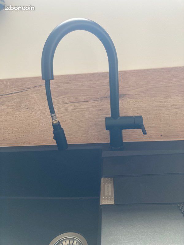 Mitigeur noir mat Franke active J (image 3)