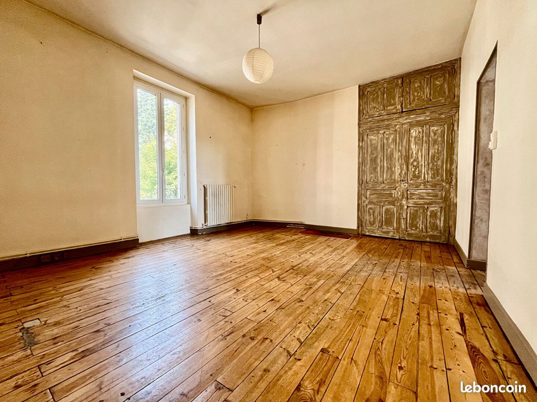 Appartement 4 pièces 87 m² · à Aurillac · 87 m² · 159 000 €
