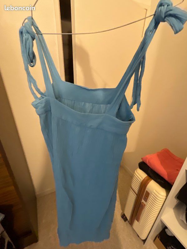 Robe (image 2)