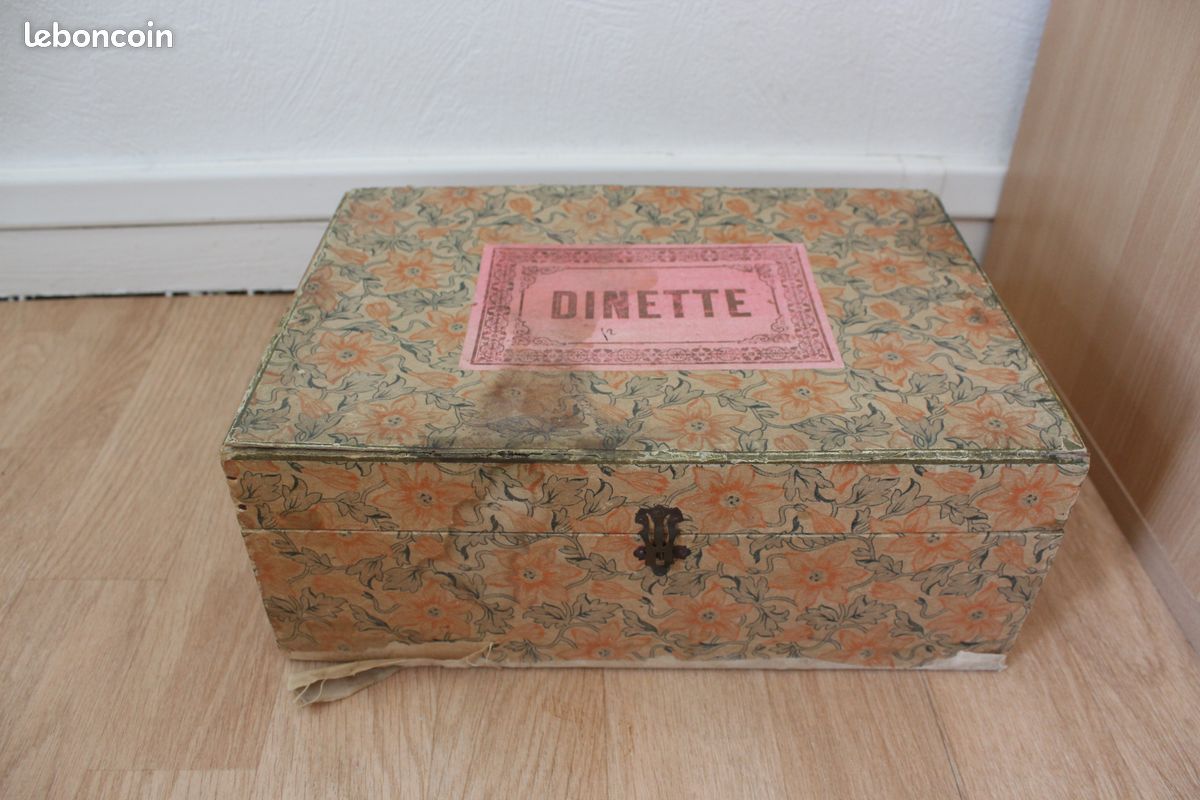 boite de jeux ancienne MARQUISE PARTY dinette