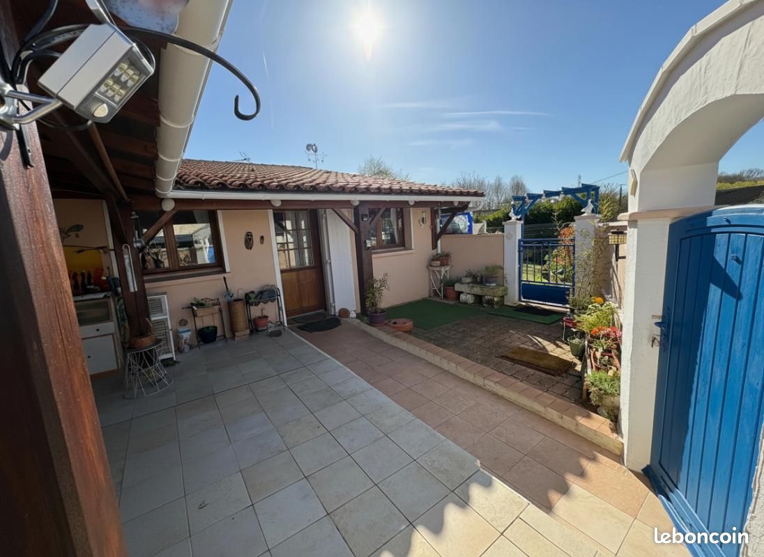 Maison 4 pièces 110 m² · à Saintes · 110 m² · 226 990 €