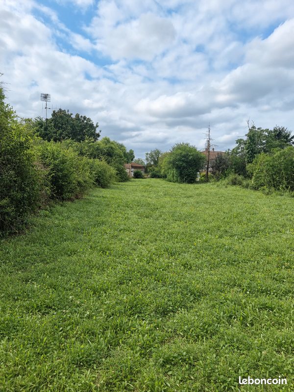 Terrain 1290 m² · à La Boixe · 1 290 m² · 51 900 €