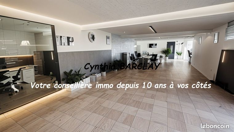 https://img.leboncoin.fr/api/v1/lbcpb1/images/a7/0e/e4/a70ee470dbca19d173ecd19d4361f102ac9469d1.jpg?rule=ad-image