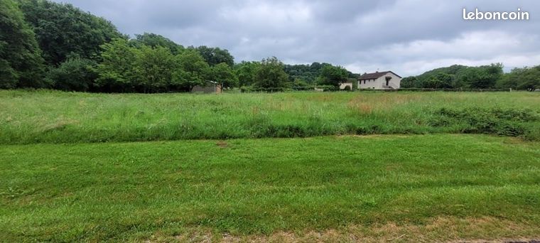 Terrain 2 462 m² Altillac