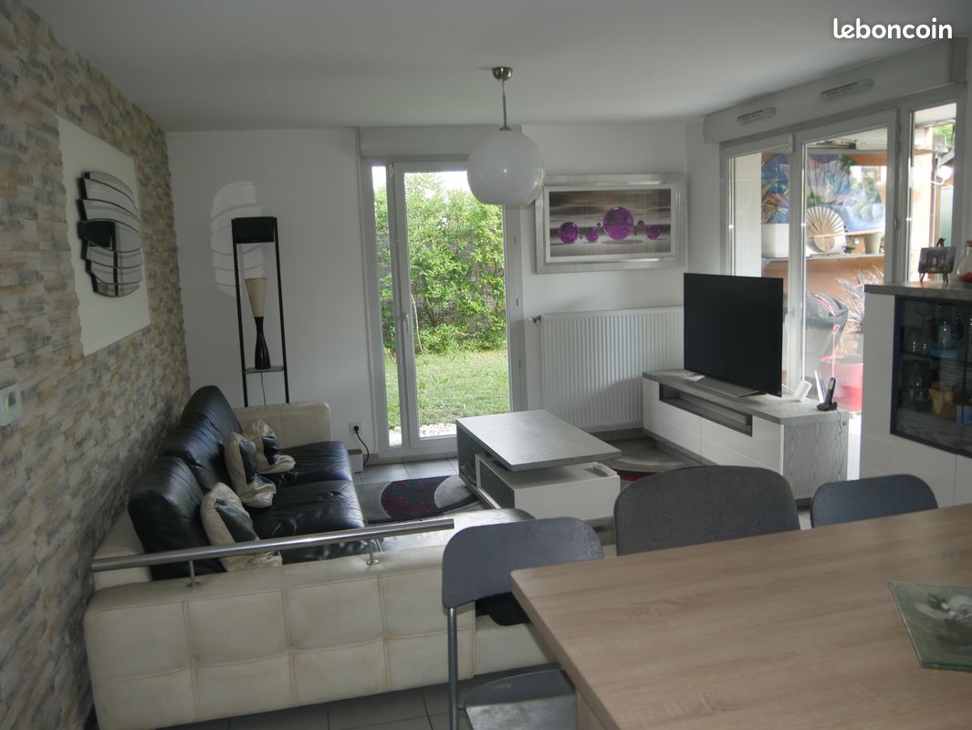 Appartement 3 pièces 66 m² · à Saint-Priest · 66 m² · 245 000 €