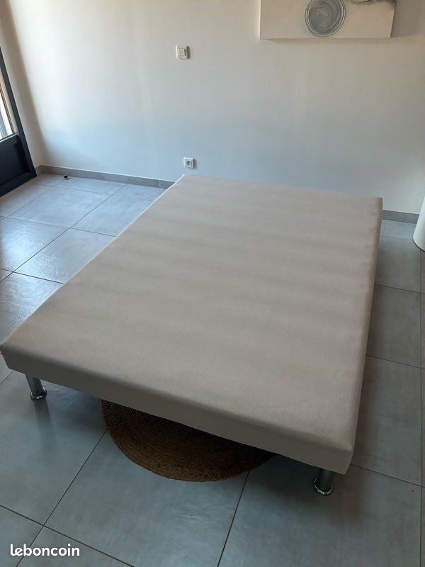 Sommier 140 x 190 (image 1)