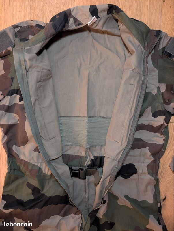 Combinaison militaire camouflée - Parachutiste - tenue de saut - camouflage (image 7)