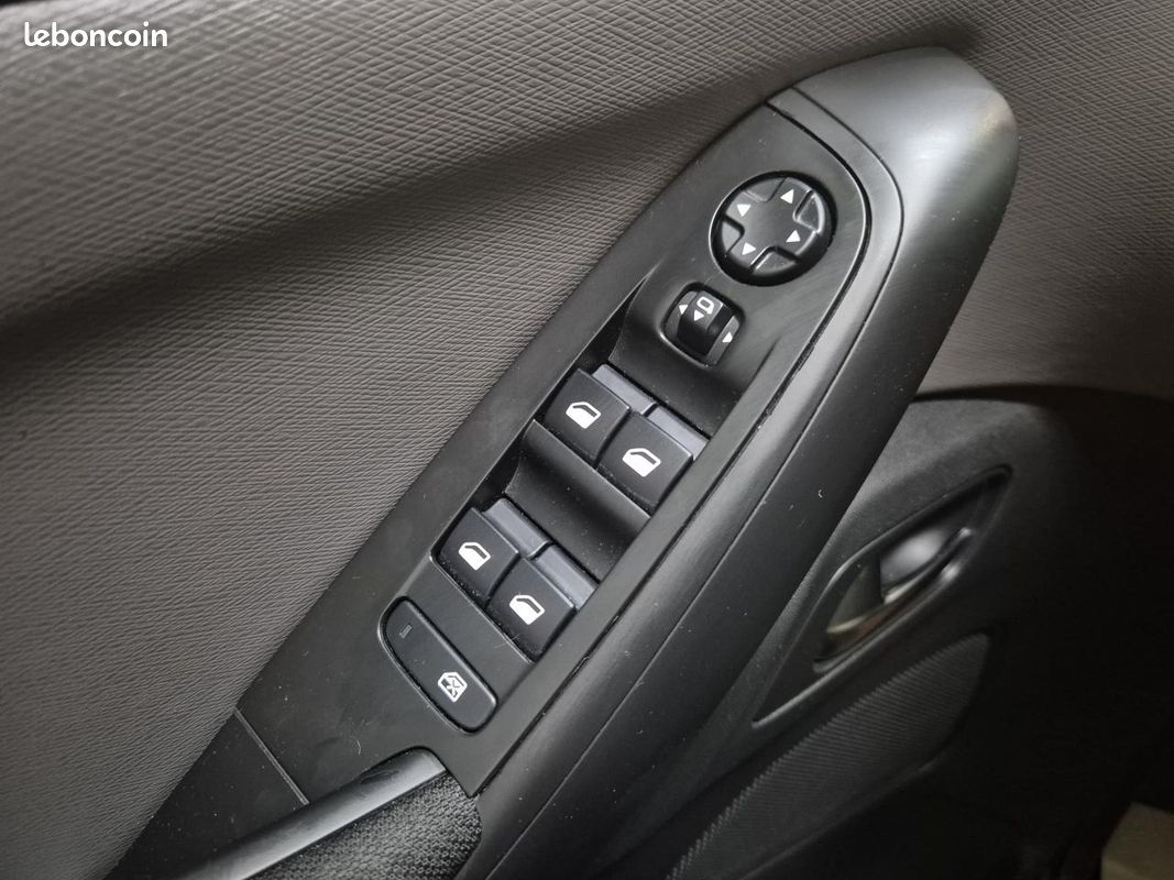 CITROEN C4 PICASSO C4 SpaceTourer 1.5 BlueHDi - 130 S&S - BV EAT8 Business (image 13)