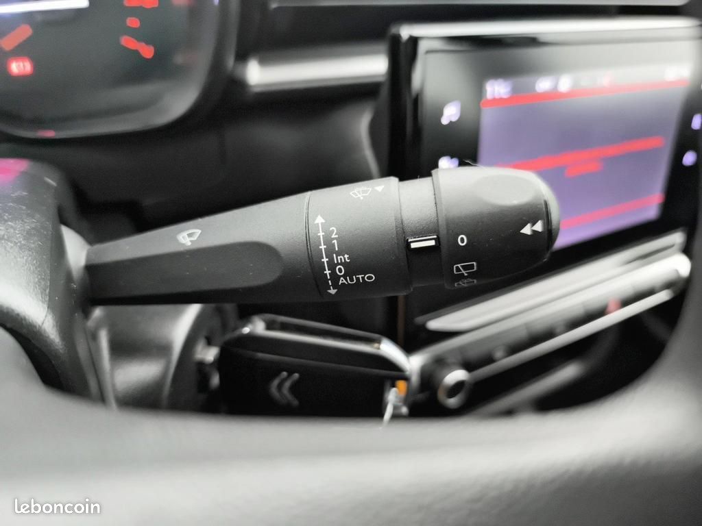 Citroën C3 PureTech 110 ch BVM6 Max (image 17)