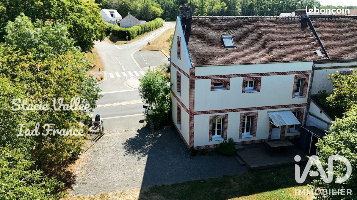 Maison 5 pièces 94 m² · à Rugles · 94 m² · 107 000 €