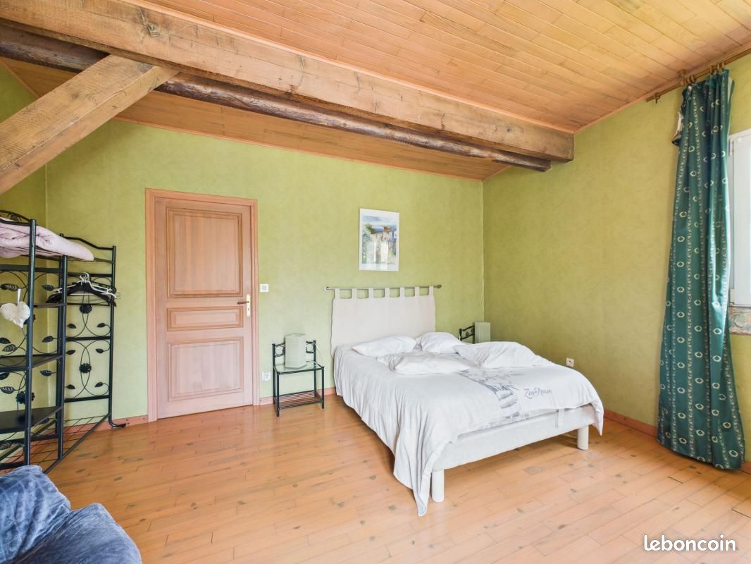 Propriété 16 pièces 680 m² (image 16)