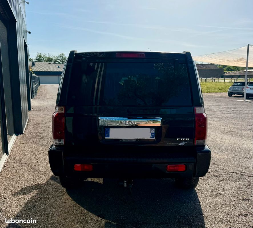Jeep Commander 3.0 L CRD 4x4 218 CV 7 places (image 4)