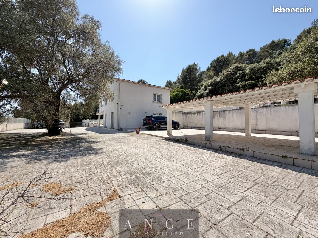 Maison 7 pièces 200 m² · à La Farlède · 200 m² · 790 000 €