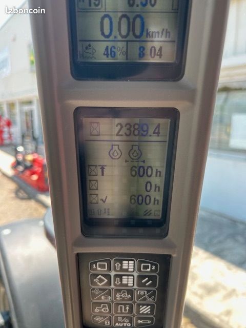 Case IH MAXXUM 115 CVX (image 22)