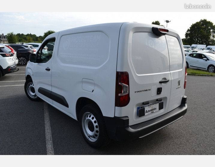 Peugeot PARTNER STANDARD 1000KG BLUEHDI 130CH S&S PREMIUM EAT8 (image 5)