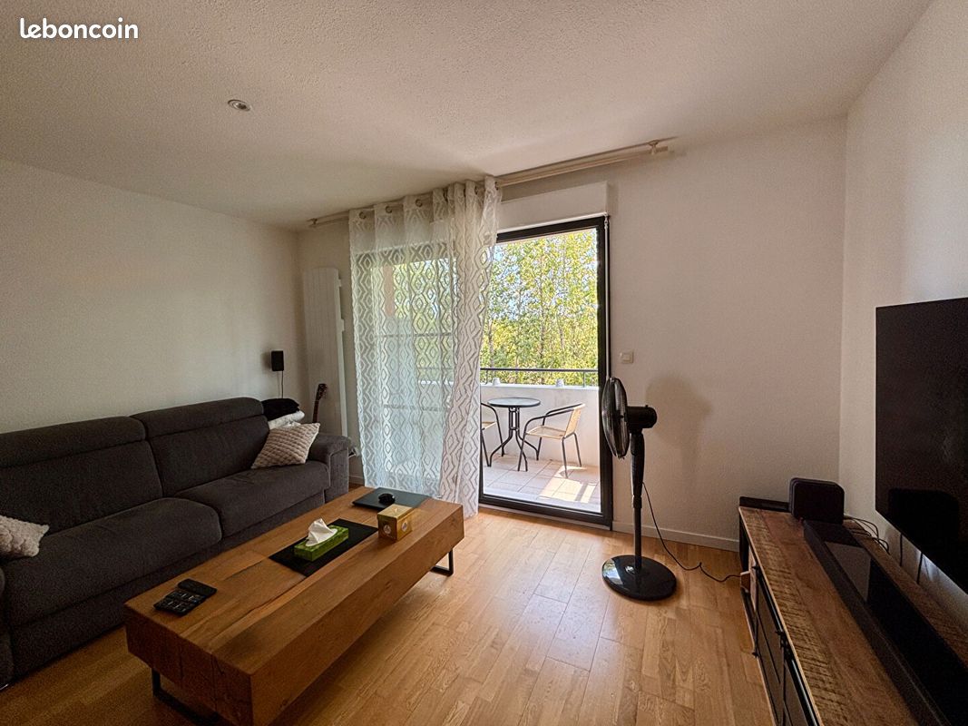 Appartement 3 pièces 52 m² · à Artigues-près-Bordeaux · 52 m² · 880 €
