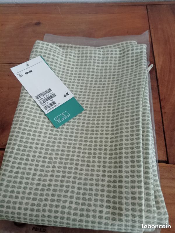Housse de coussin neuf 50 X 50 cm (image 1)