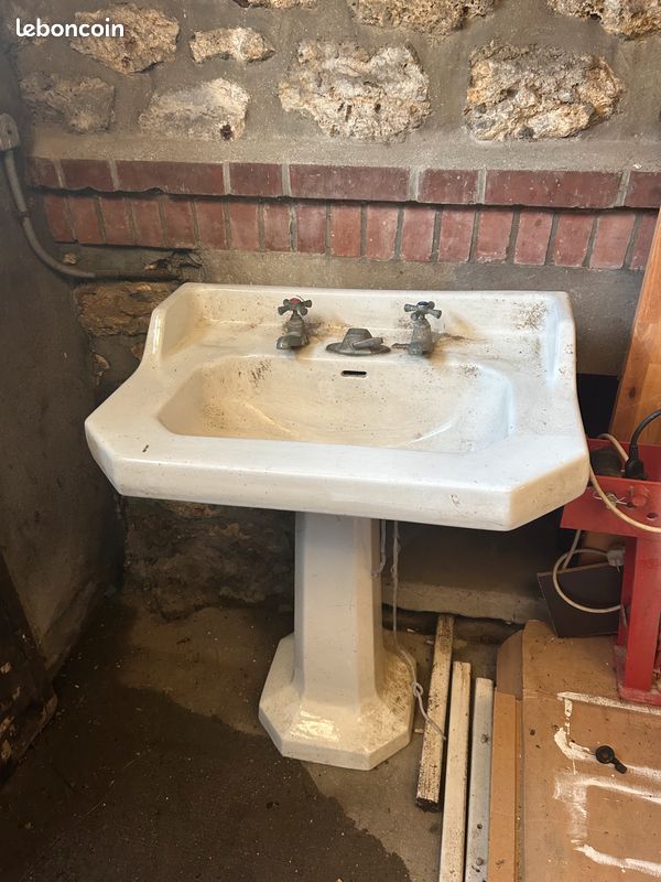 Lavabo ancien (image 1)