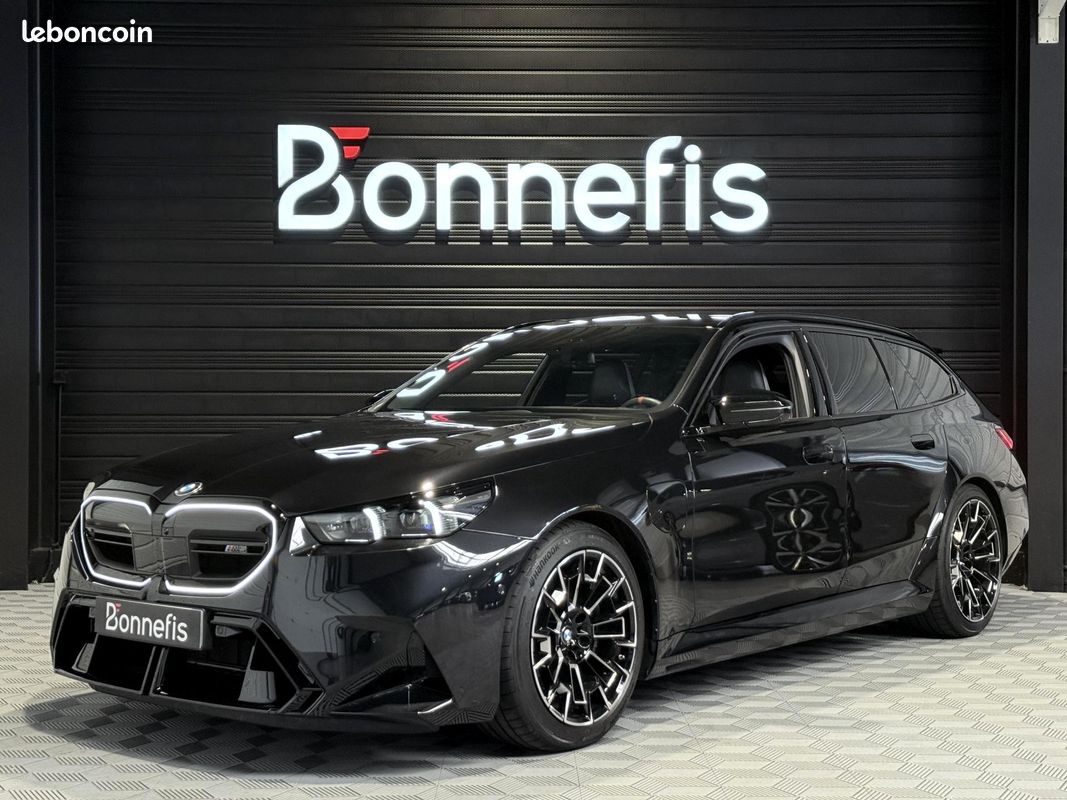 BMW M5 Touring 4.4 V8 727Ch BVA8 G99 PHEV, OPTIONS ++++, 13 900Km, IMMAT FR, GARANTIE 12/2027.. (image 1)