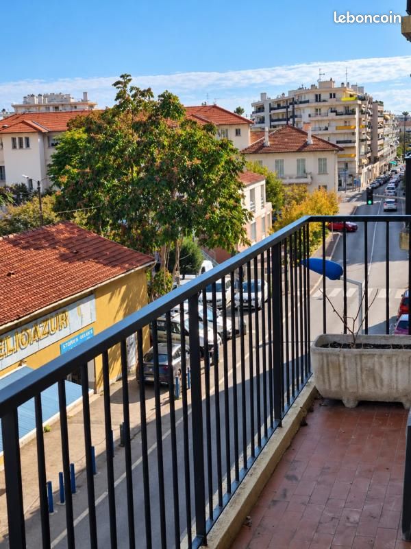 Appartement 2 pièces 47 m² · à Cagnes-sur-Mer · 47 m² · 1 000 €/mois