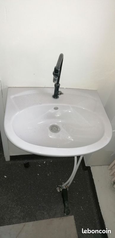 Lavabo (image 1)