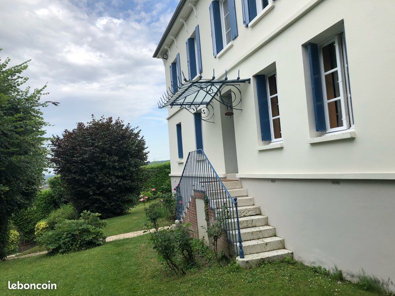 Maison 12 pièces 300 m² · à Mont-Saint-Aignan · 300 m² · 840 000 €
