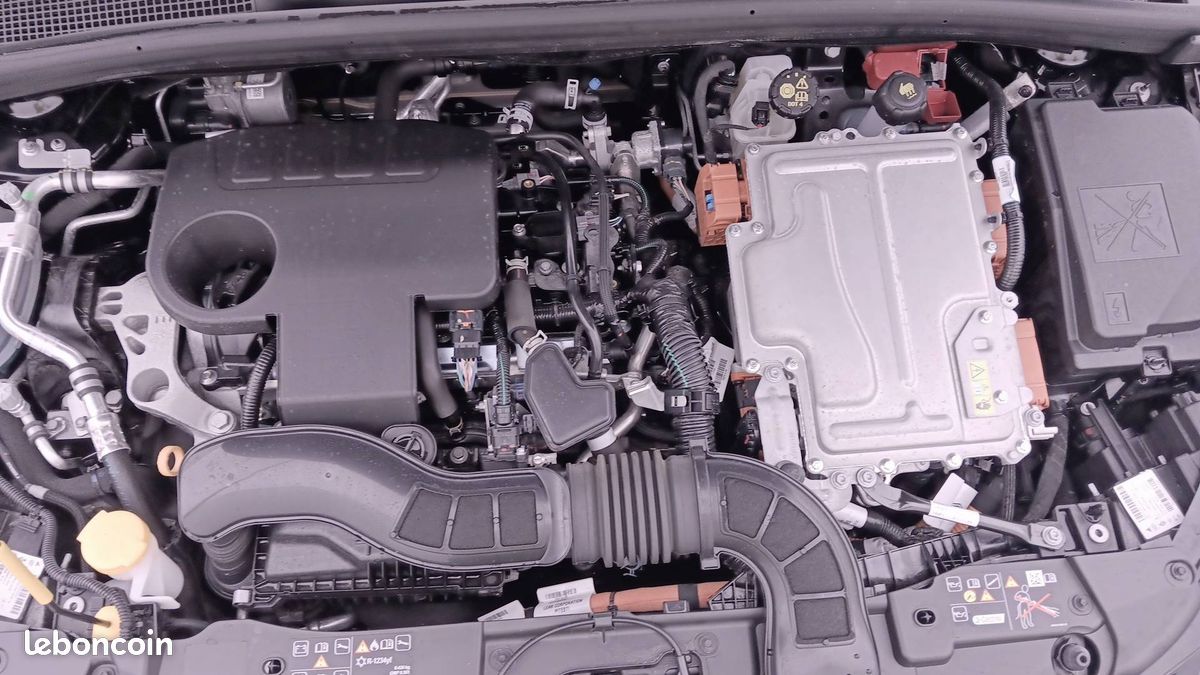 Renault clio e tech full hybrid 145 ch gsr2 techno (image 21)