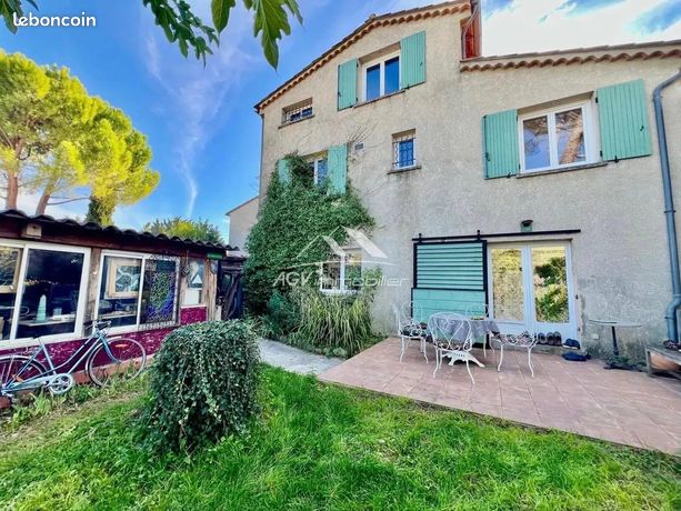 Maison 14 pièces 308 m²