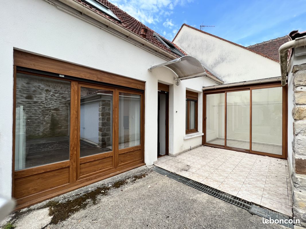 Appartement 3 pièces 47 m² · à Mennecy · 47 m² · 965 €/mois