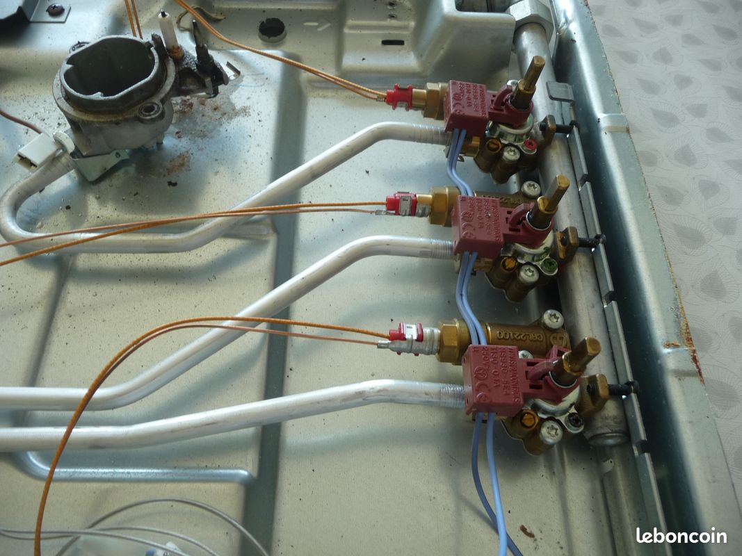 Thermocouple De Plaque De Cuisson - 52 Cm - Whirlpool. Numéro de Pièce