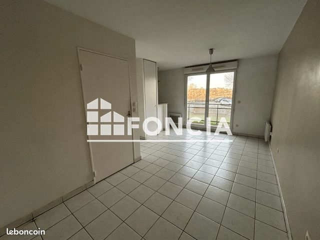 Appartement 1 pièce 24 m² · à Elbeuf · 24 m² · 341 €