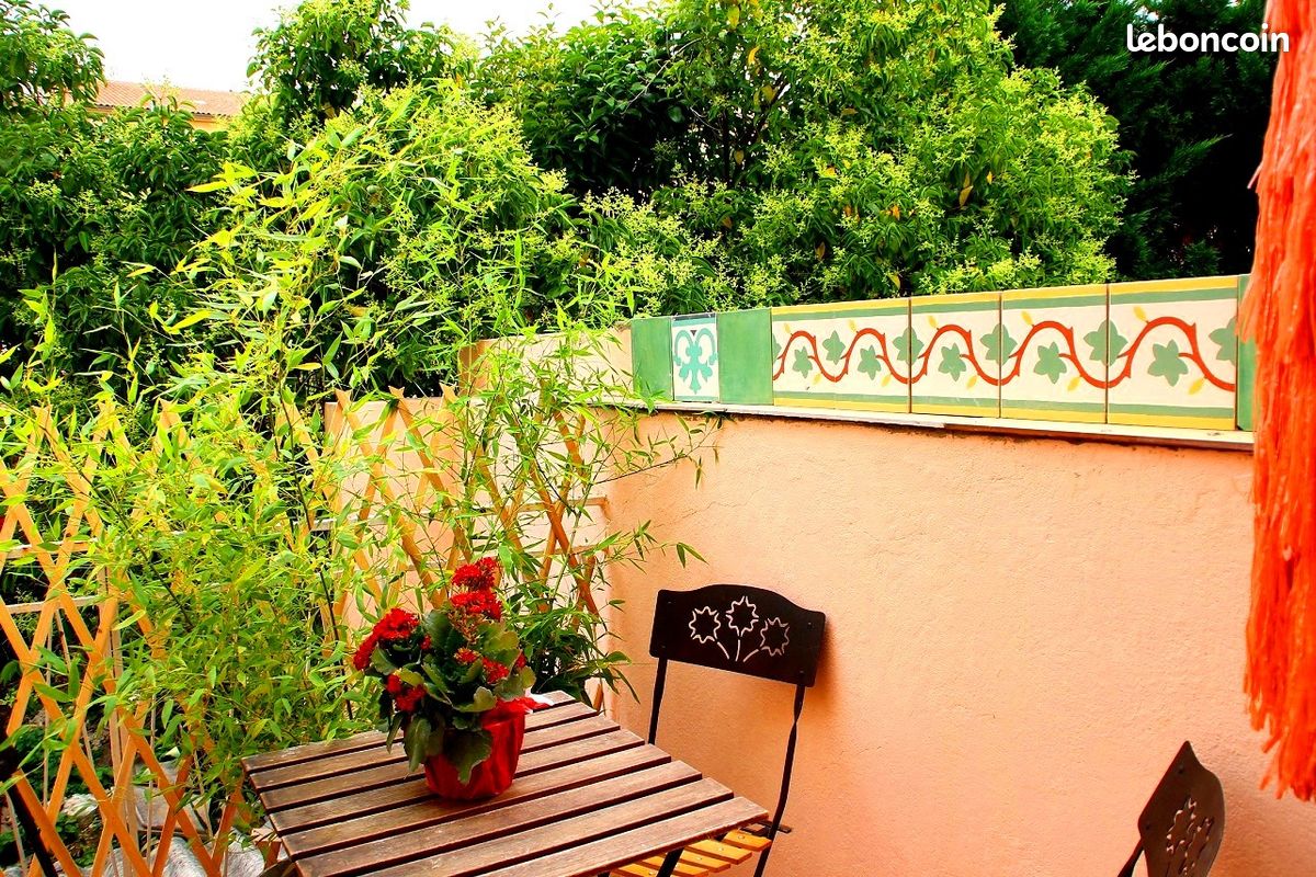 Appartement 2 pièces 25 m² · à Hyères · 25 m² · 530 €