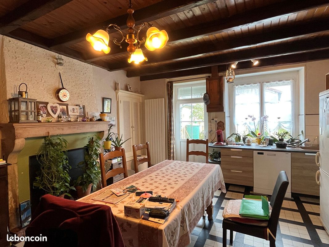 Maison 3 pièces 60 m² - Queaux 86150 (image principale 3)