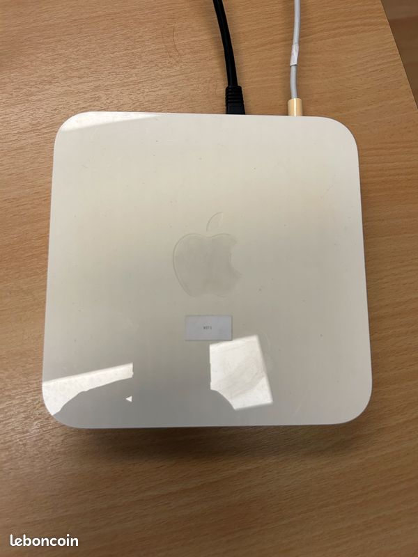 AirPort Extreme 802.11n - A1354 (image 3)